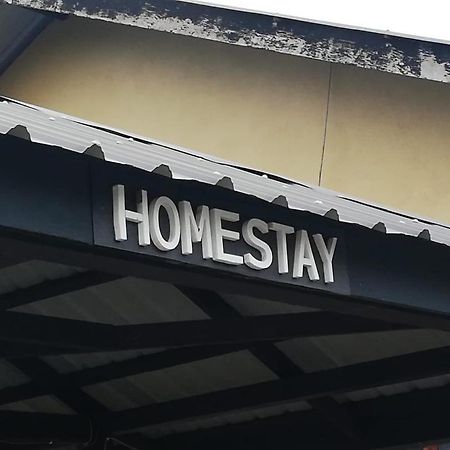 Homestay Ibu Pekan Buitenkant foto